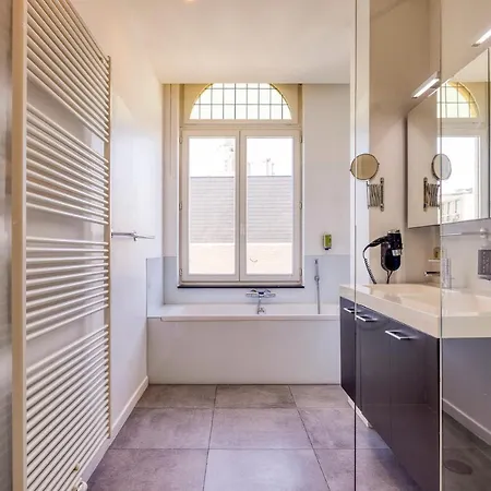 Smartflats - Meir Antwerp Apartment